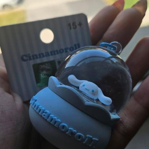 Sanrio Character Keychains Set - Picture 5 of 6